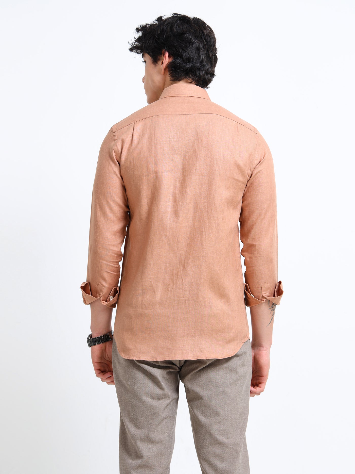 RELAXED-FIT LINEN SHIRT