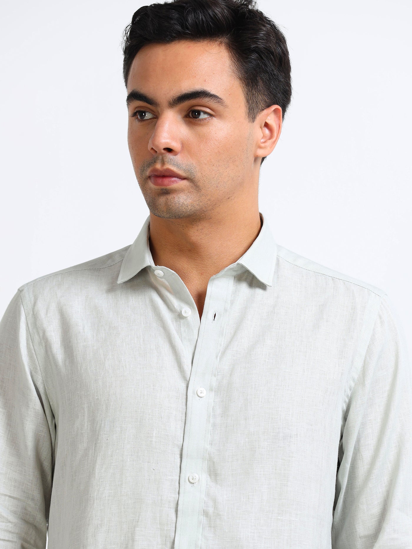 RELAXED-FIT LINEN SHIRT