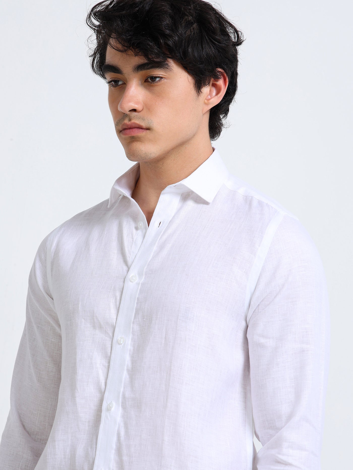 RELAXED-FIT LINEN SHIRT — White