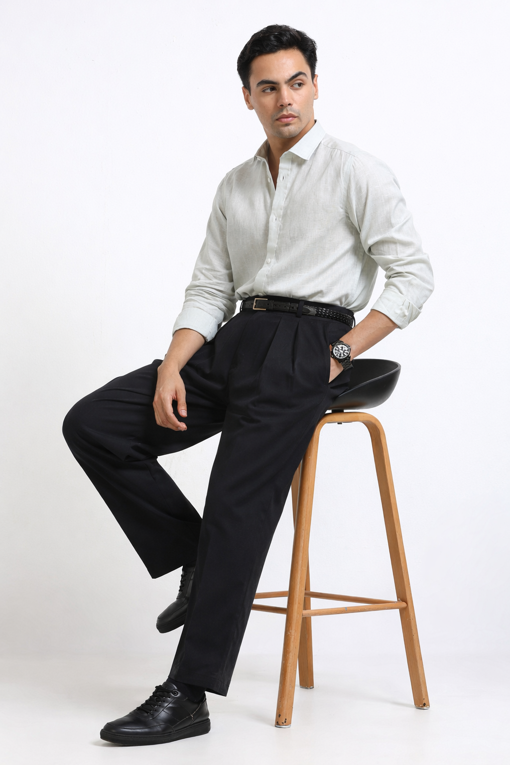 RELAXED-FIT LINEN SHIRT