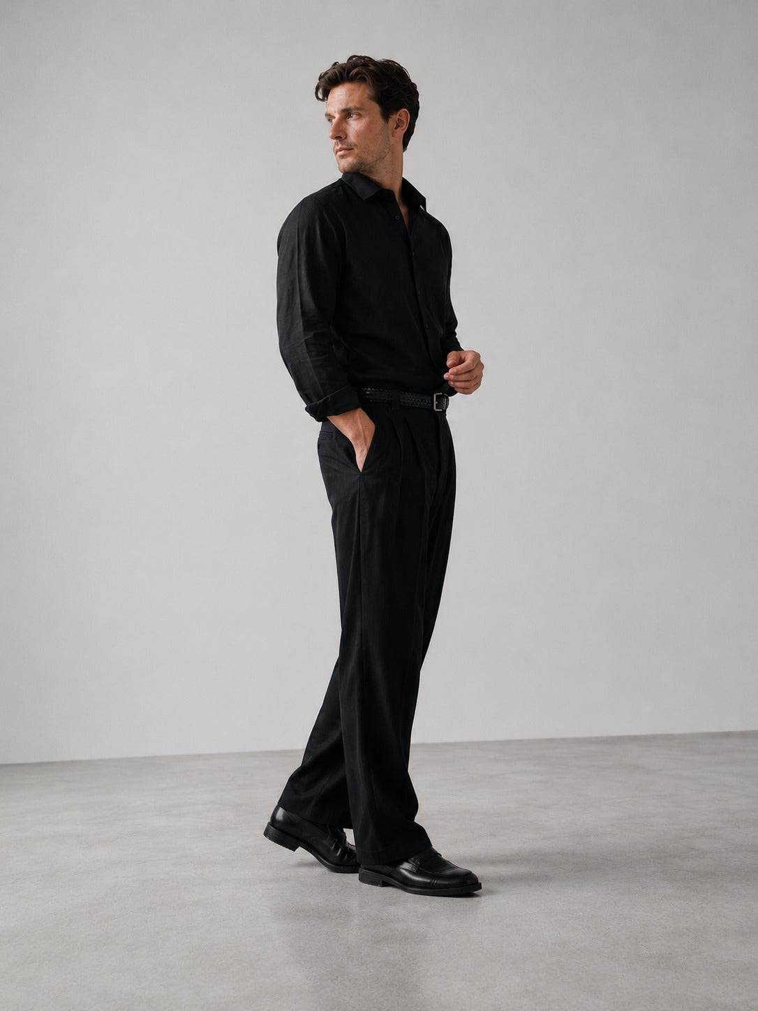 RELAXED-FIT LINEN SHIRT