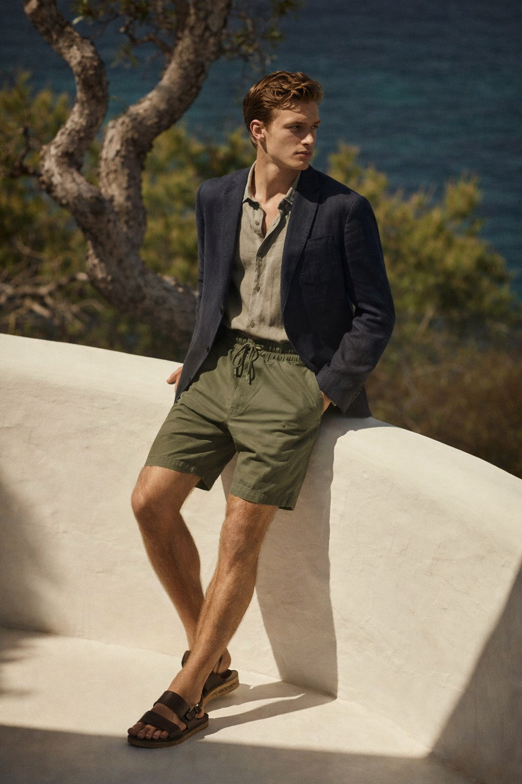 Men's Relaxed Fit Drawstring Casual Shorts