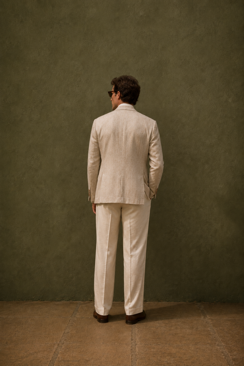 Tailored Fit Linen Suit